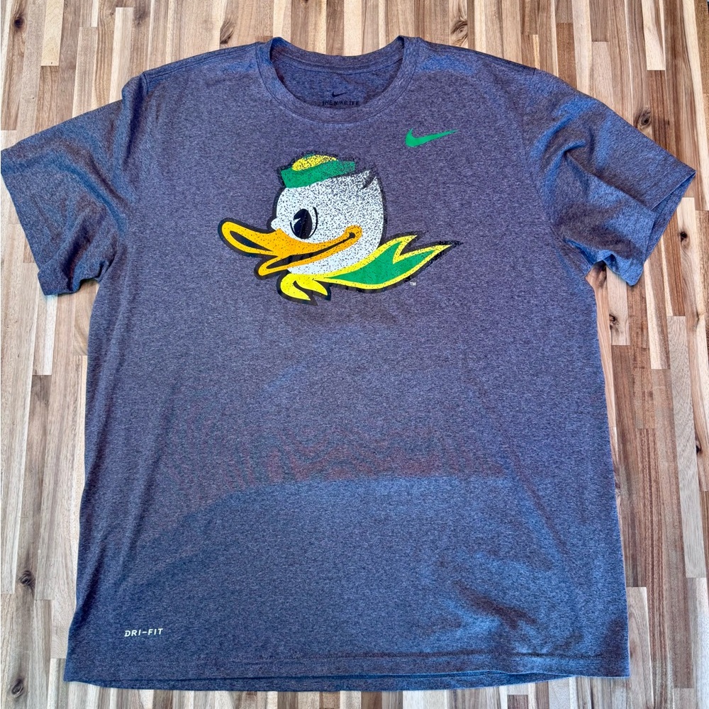Nike Heather Gray Tee with Oregon Duck Graphic